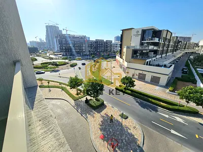 LAVISH LIKE NEW / NEAR TO MIRACLE GARDEN/ OPEN VIEW/ STUDIO / 48K