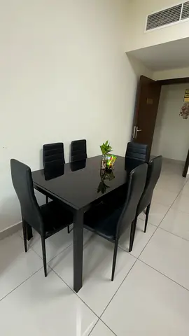 Black Glass Top Dining Table with 6 Chairs - Good Condition