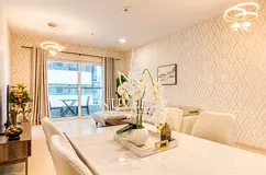 Mid Floor | Upgraded | Open to Offers