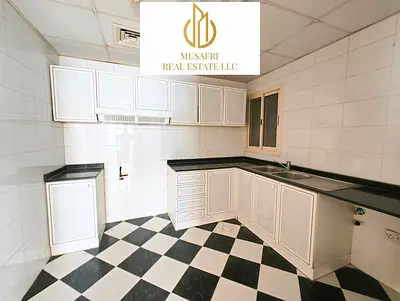 HUGE SIZE/ COMMSION FREE / BUILT IN CABNIT /4 CHEQUE PAYMENT/ TOWN SHARJAH/