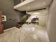 1-BR Townhouse | Spacious Layout | Prime Location