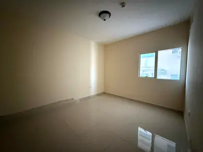 باركن مجاني غرفة وصالة تشطيب ممتاز سهل المخرج الى دبي