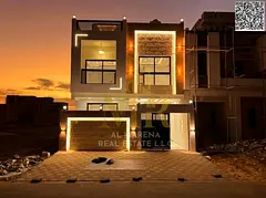 Villa in Al-Haliou, 2 floors and a roof, 4 master bedrooms, distinctive finishing, area 1722, price