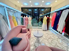PRIME LOCATION SHOP WITH KEY MONEY | READY SHOP