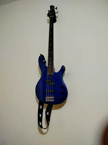 Blue 4-String Electric Bass Guitar in Good Condition