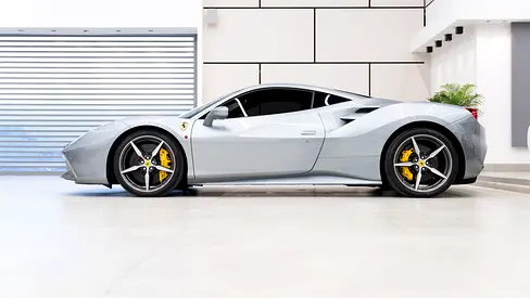 2016 Ferrari 488 GTB — фото 6