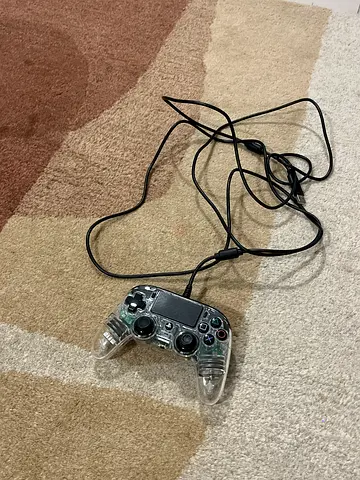 Transparent nacon green light wired PlayStation-style controller(works, USB) - has slight stickdrift