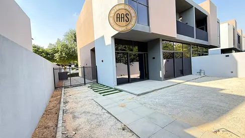 Elegant 4BR Sami detached Villa For Rent in Masaar