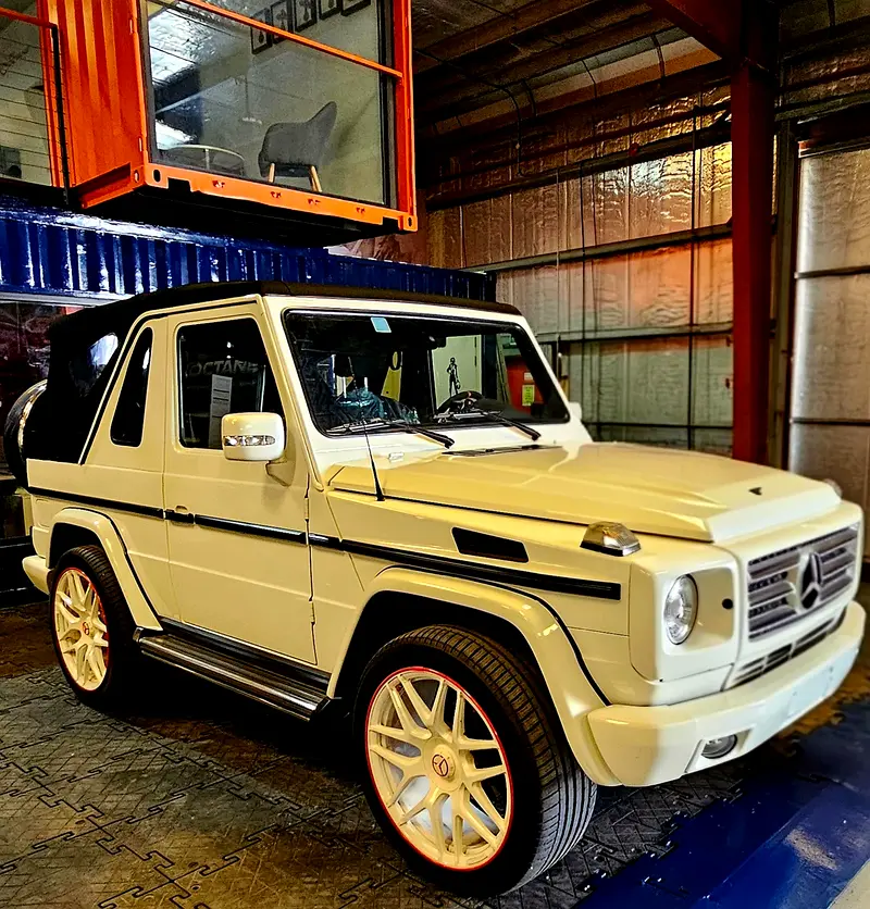 Mercedes-Benz G-Class 2005 — photo 1 of 13