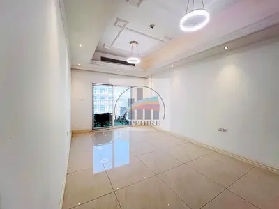شقة بغرفة نوم واحدة | فينسيتور بالاسيو أرجان | إطلالة على المسبح والمدينة