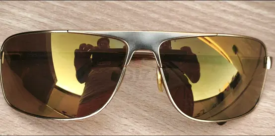Super rare Dolce and Gabbana Gold metal tone luxury Sunglass