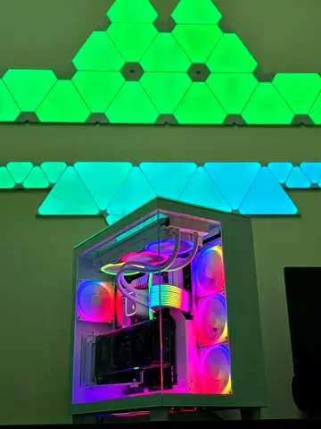 Gaming PC/i7 14700k/RTX 5070/32gb ram/500gb NVME/1tb HDD
