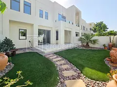 Unfurnished | Single Row | Vacant