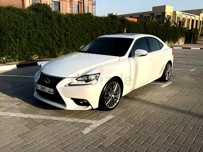 Lexus IS200t Prestige GCC – 2016 Model for Sale