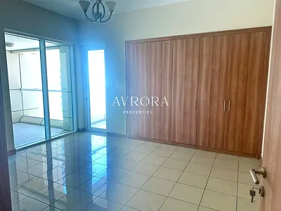 1BR Huge Layout | Near Beach and Tram | Vacant Now