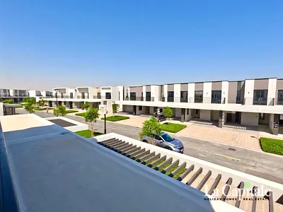 Brand New | 3 Bedroom+ Maid | Single Row