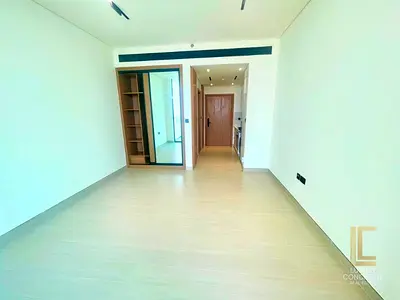 1 PARKING | POOL VIEW | UNFURNISHED | BALCONY