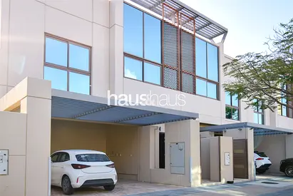 Corner Unit | Vacant On Transfer | VASTU