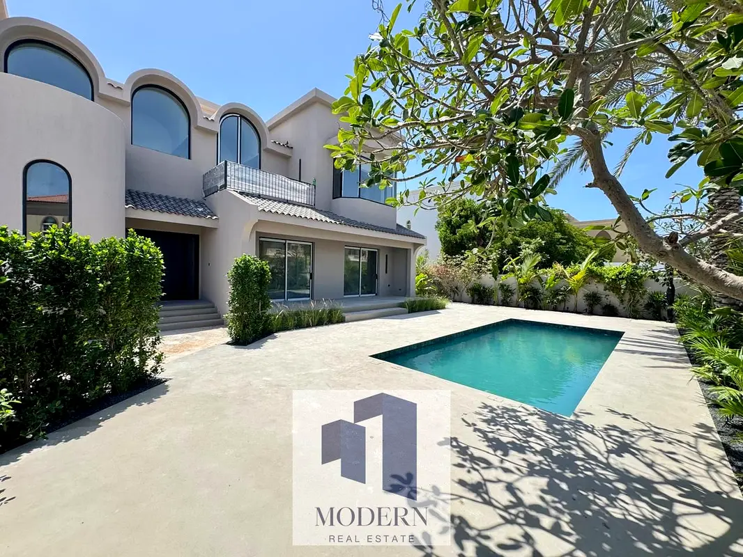 Fully Renovated 5-Bedroom Villa with Private Garden | Spacious Layout