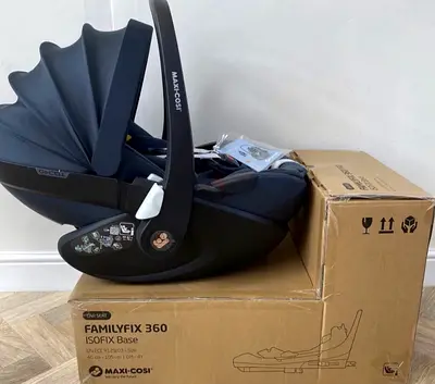 Maxicosi pebble pro car seat with slide and rotate isofix base