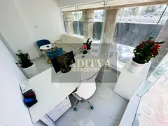 Brand new office with Bank account assistance |Free Amenities