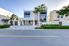 Premium Villa | Private Garden | District One