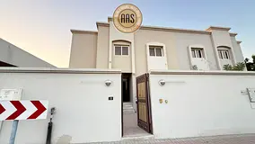 Elegant 4BR Villa with Maidroom + Wardrobes For Rent in Barashi