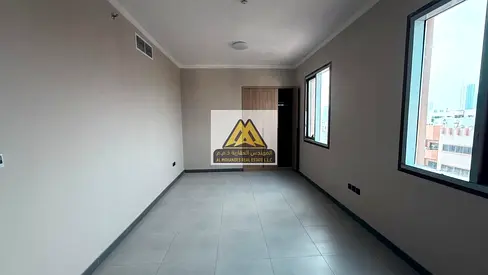 Luxury brand new, first-time occupancy apartment with very spacious and elegant design, featuring a direct sea view and a prime location close to all