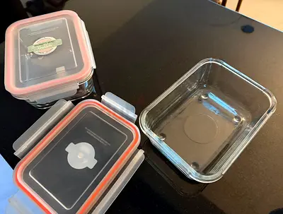 Set of 2 Glass Food Storage Containers with Airtight Lids