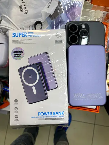SUPERFast Magnetic Wireless Power Bank 30000mAh. FREE DELIVERY IN DUBAI, CASH ON DELIVERY …..