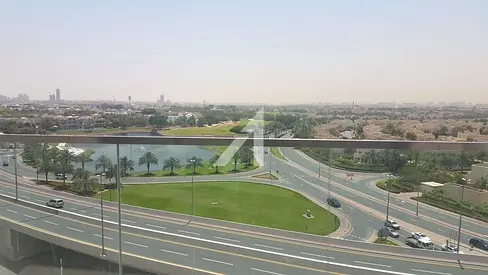 Lake And Emirates Hills View | L Shaped Balcony