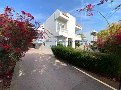 AMAZING INDEPENDENT VILLA 5BR MAIDS PRIVATE GARDEN
