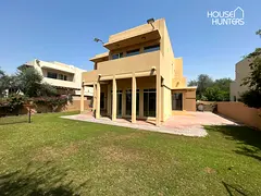Family Living | Close to Park l Available now