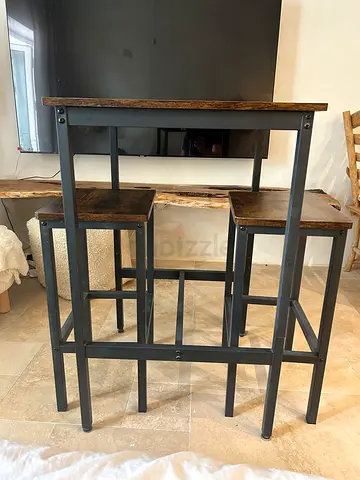 High table and two chairs