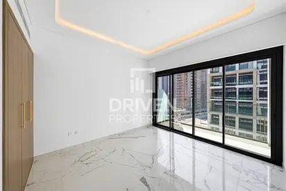 Ready to move in | Unique and Bright Unit