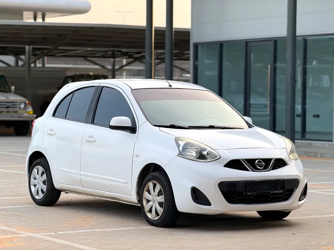 Nissan Micra 2020 — photo 1 of 9