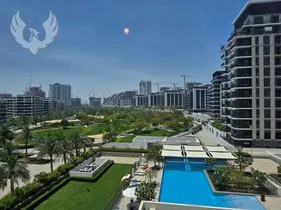 Park and pool view | Vacant soon |