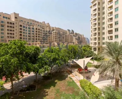 Well Maintained l Park Facing-Quiet l Vacant Soon