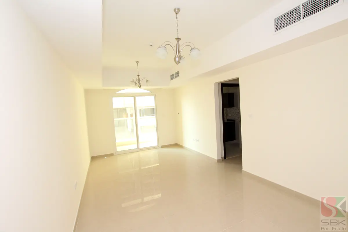 Spacious 1 BR Available
