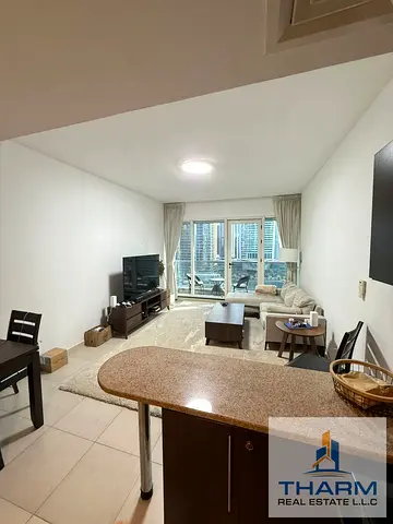 LAKE VIEWS || MODERN LIVING | PRIME LOCATION