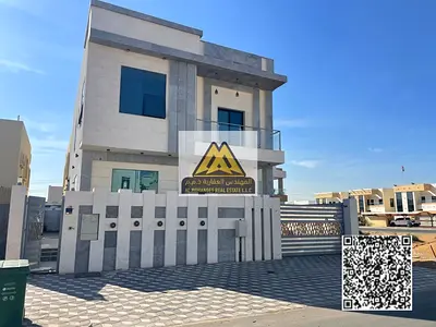 للإيجار السنوي فيلا مميزة في منطقة الياسمين عجمان بموقع حيوي واستراتيجي قريب من جميع الخدمات الأساسية والطرق الرئيسية المؤدية إلى دبي والشارقة، مما يج