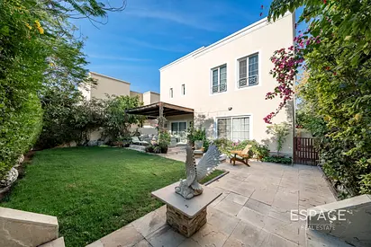 Beautiful Family Home in Quiet Location