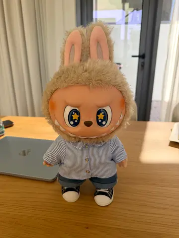 Labubu plush doll with bunny hat – Excelent condition