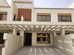 Close to Central Hub |4BR Townhouse |Resort Living