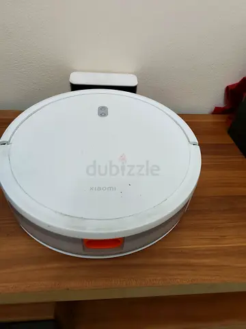 Robot vaccum cleaner
