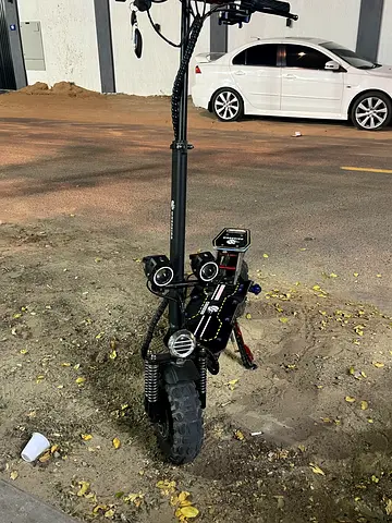 Electric Scooter with Fat Tires - Good Condition