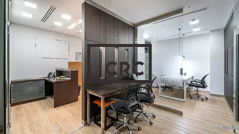 With 5 Parkings | Available | DED License