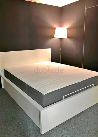 Ikea hydraulic bed with matters