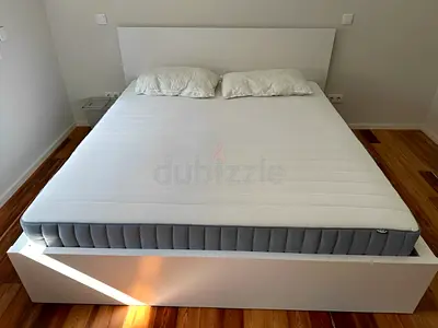 Ikea malm king bed with ikea mattress 180*200