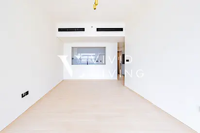 Vacant | Prime Location | Bright apartment